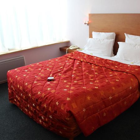 Hotel Restaurant Logis La Palette Wettolsheim Экстерьер фото