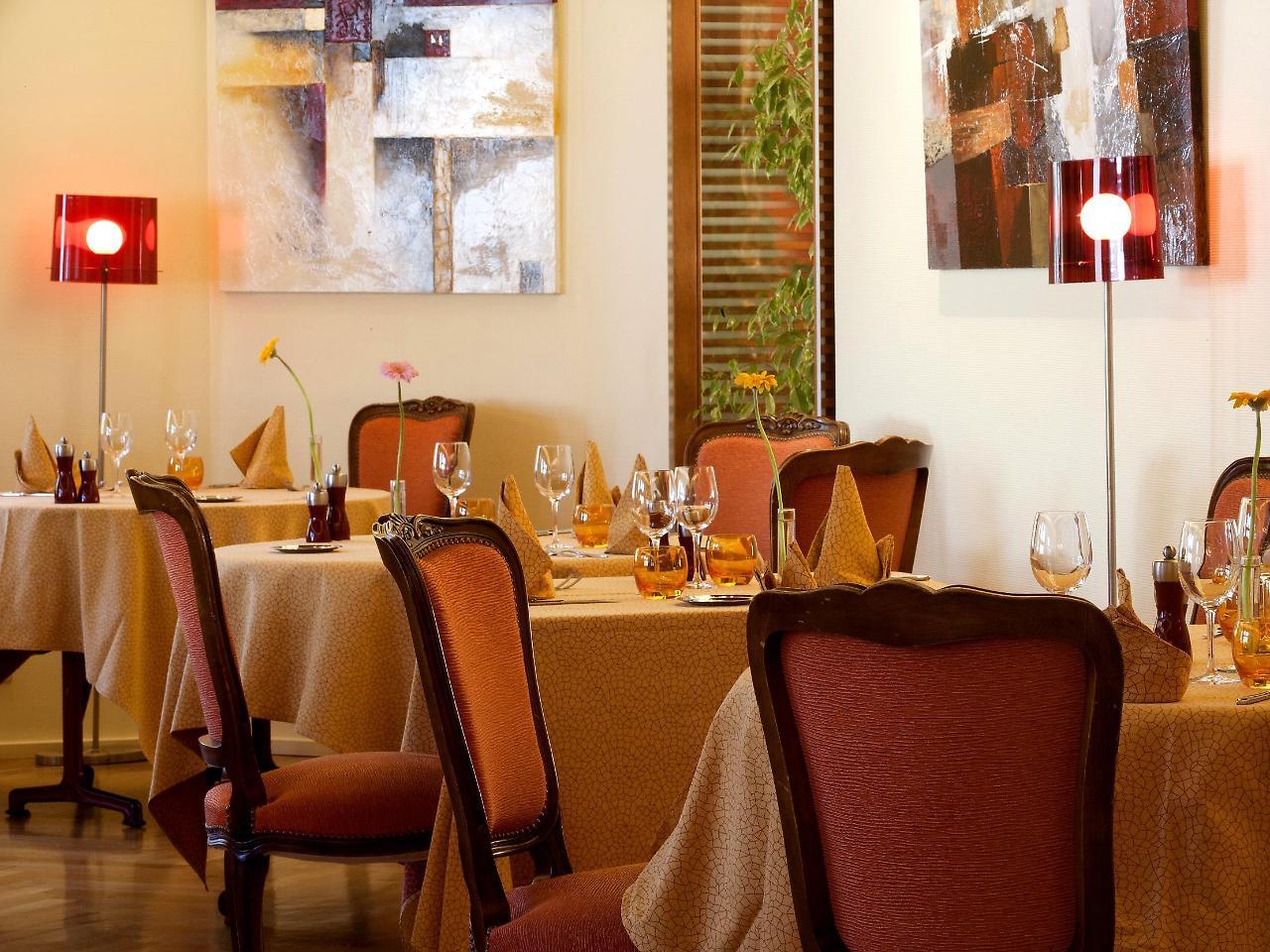 Hotel Restaurant Logis La Palette Wettolsheim Экстерьер фото